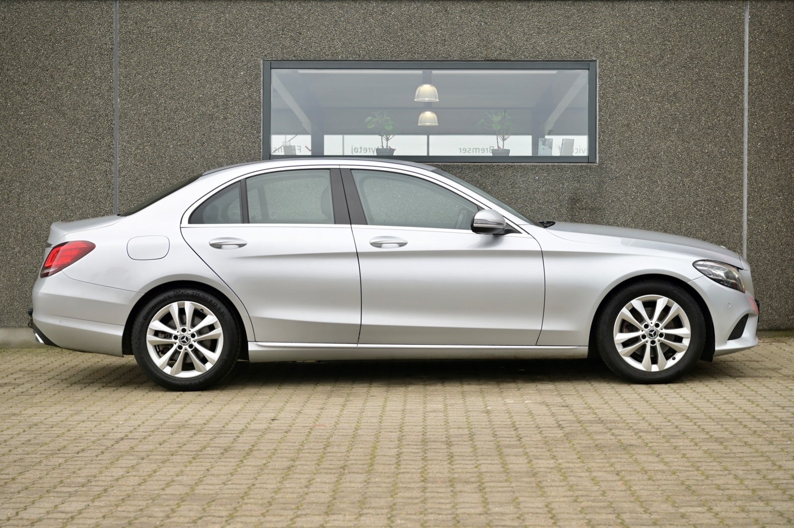 flexleasing-mercedes-c220-d-20-avantgarde-aut-4d-findleasing