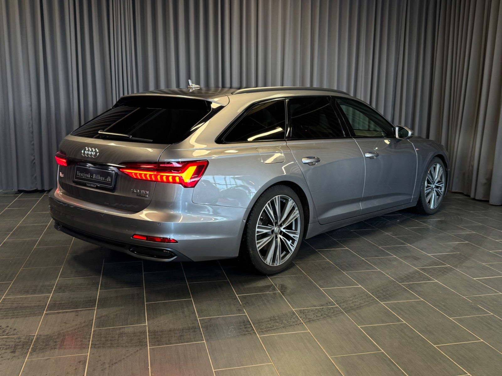 flexleasing-audi-a6-50-tdi-s-line-avant-quattro-tiptr-5d-findleasing