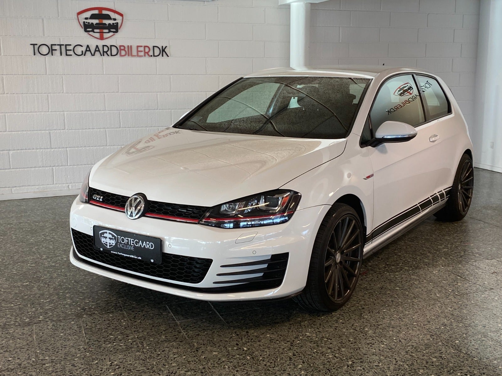 flexleasing-vw-golf-vii-20-gti-dsg-bmt-3d-findleasing