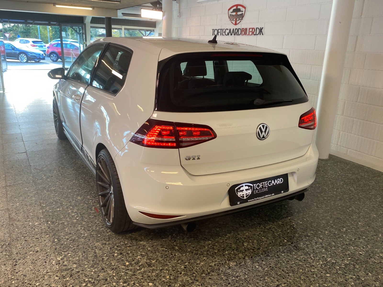 flexleasing-vw-golf-vii-20-gti-dsg-bmt-3d-findleasing