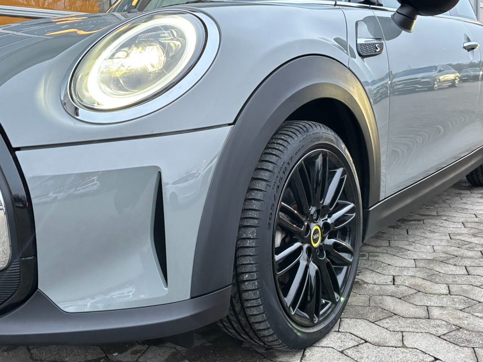 flexleasing-mini-cooper-se-essential-3d-findleasing