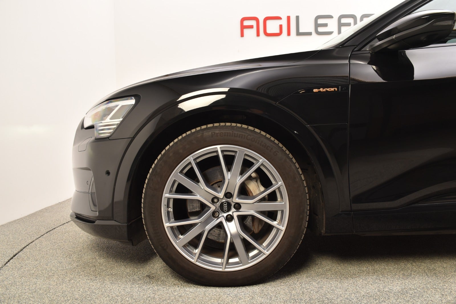 flexleasing-audi-e-tron-55-s-line-quattro-5d-findleasing