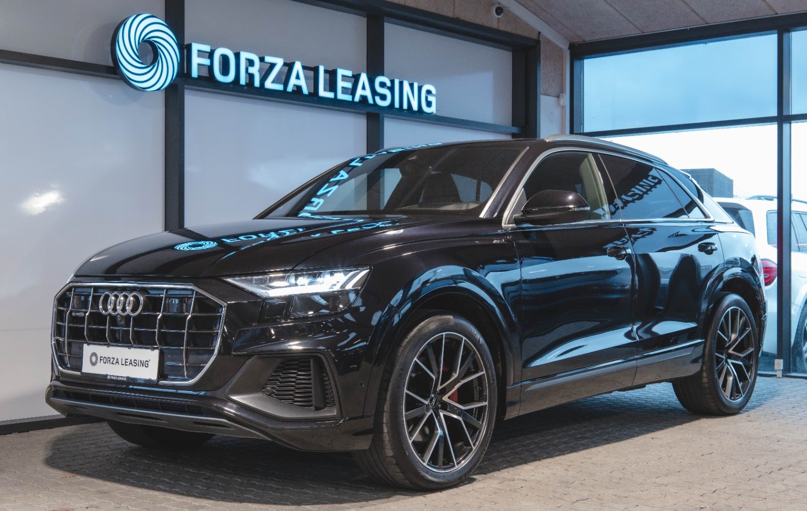 flexleasing-audi-q8-50-tdi-s-line-quattro-tiptr-5d-findleasing