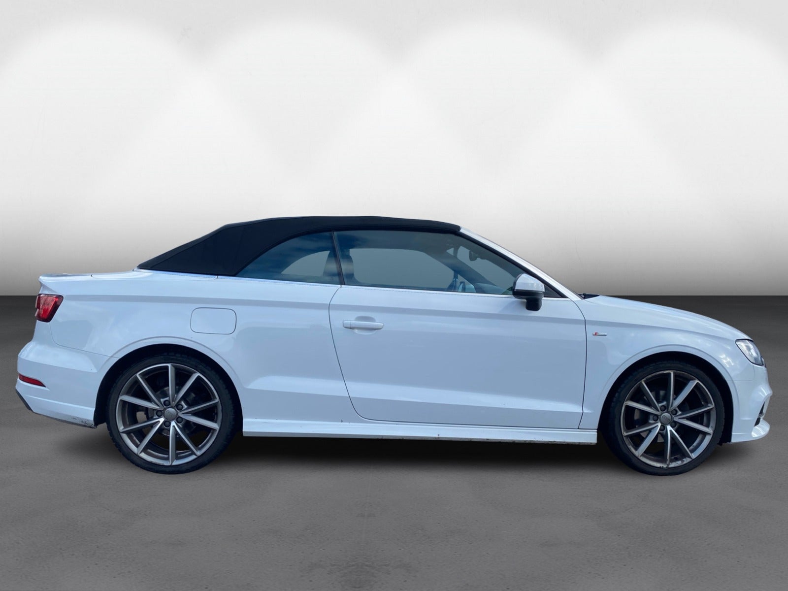 flexleasing-audi-a3-14-tfsi-150-s-line-cabriolet-s-tr-2d-findleasing