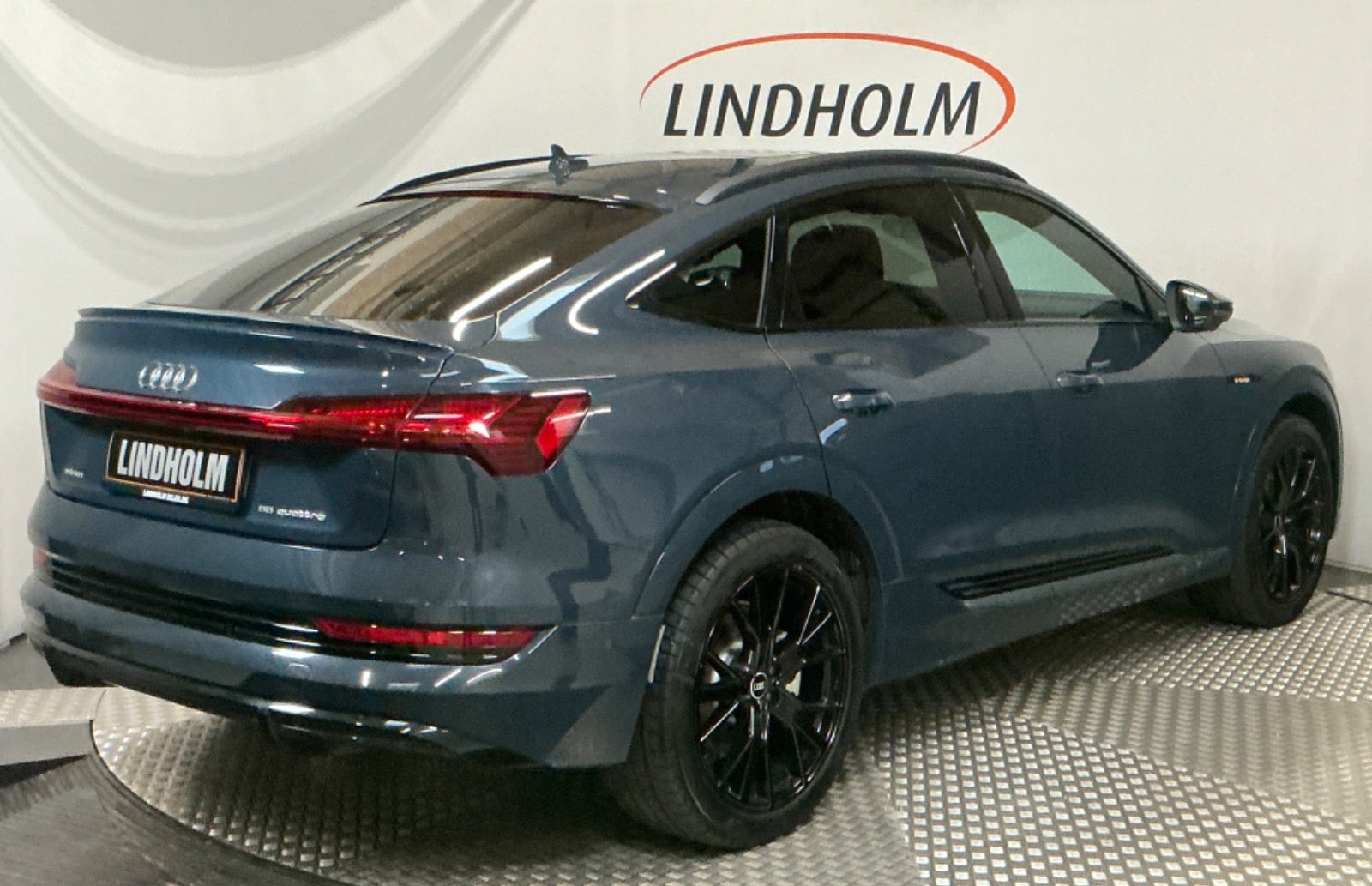 flexleasing-audi-e-tron-55-s-line-sportback-quattro-5d-findleasing