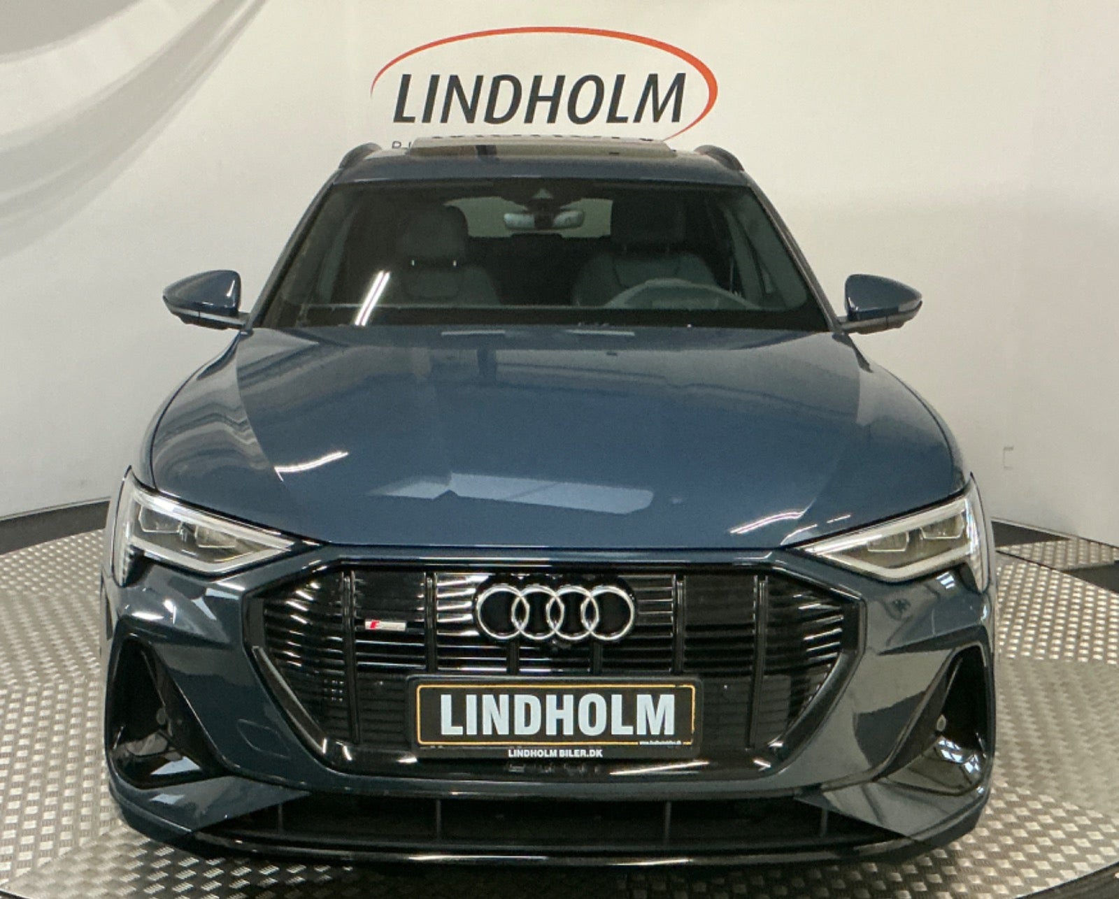 flexleasing-audi-e-tron-55-s-line-sportback-quattro-5d-findleasing