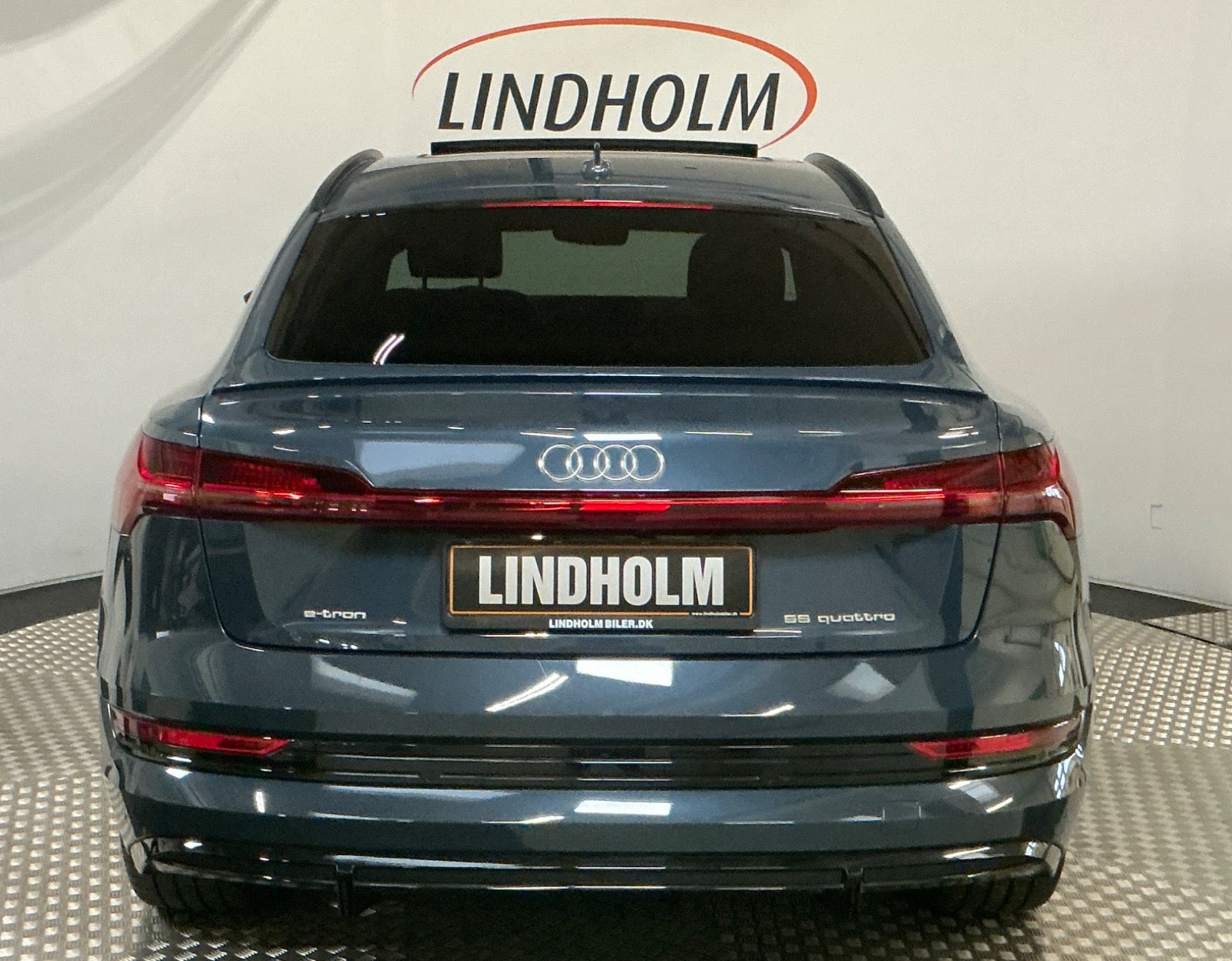 flexleasing-audi-e-tron-55-s-line-sportback-quattro-5d-findleasing