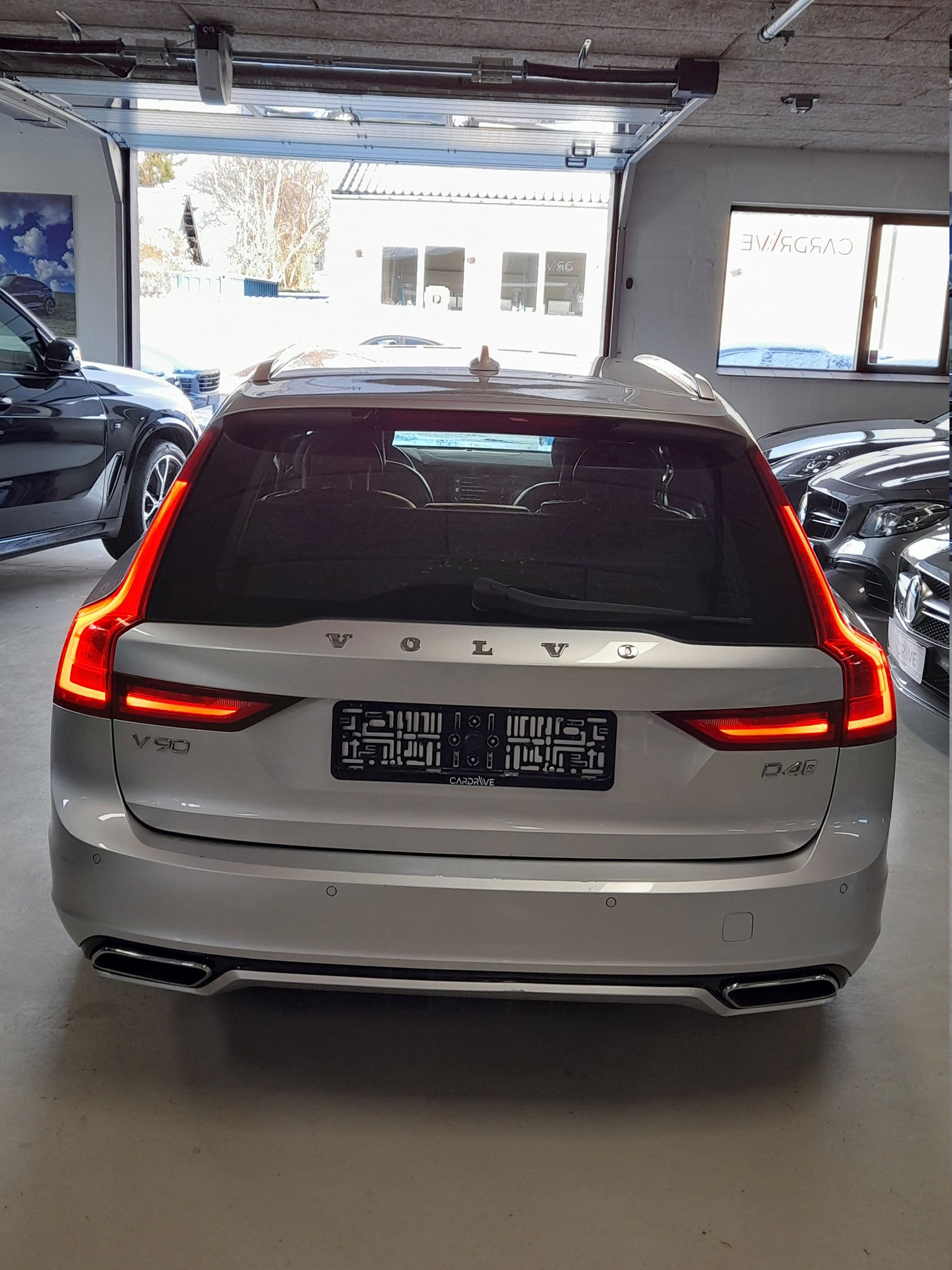 flexleasing-volvo-v90-combi-20-d4-190-hk-automatic-findleasing