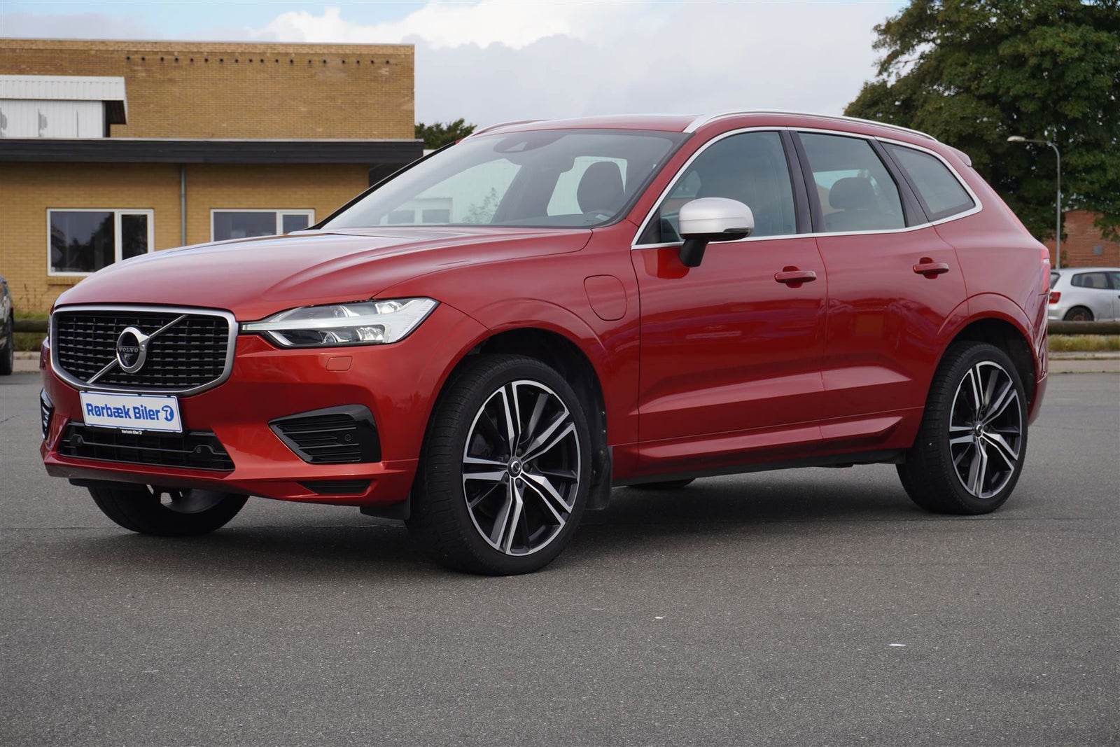 flexleasing-volvo-xc60-20-t8-407-r-design-aut-awd-5d-findleasing