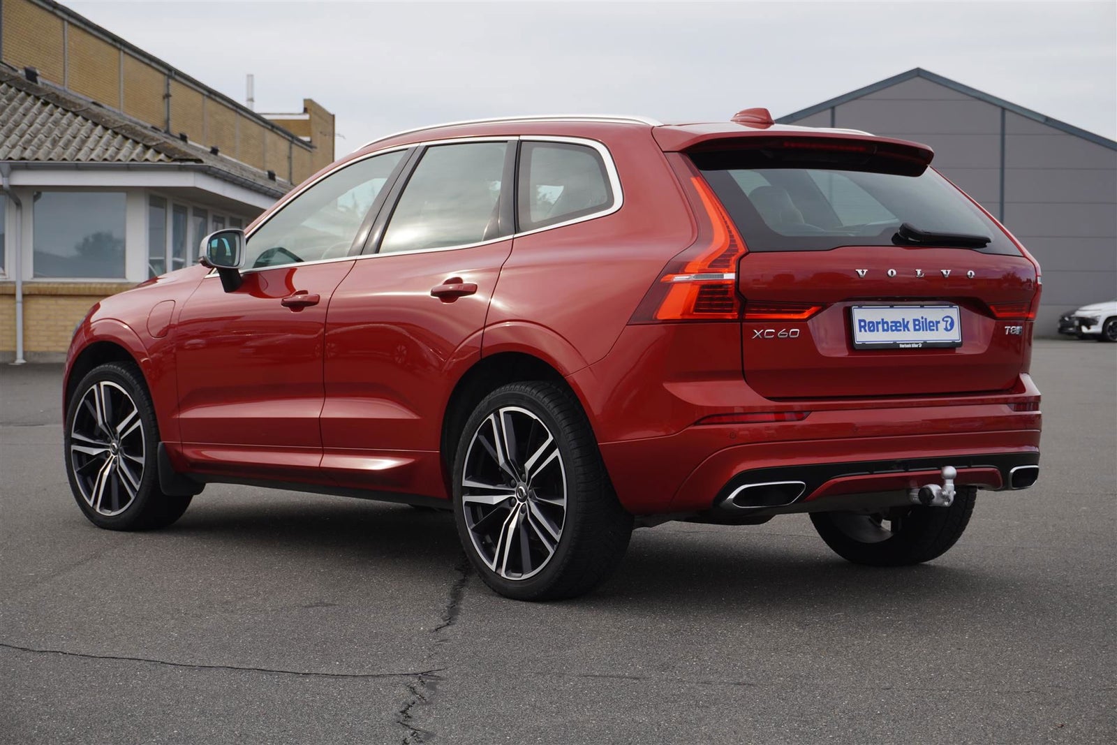 flexleasing-volvo-xc60-20-t8-407-r-design-aut-awd-5d-findleasing