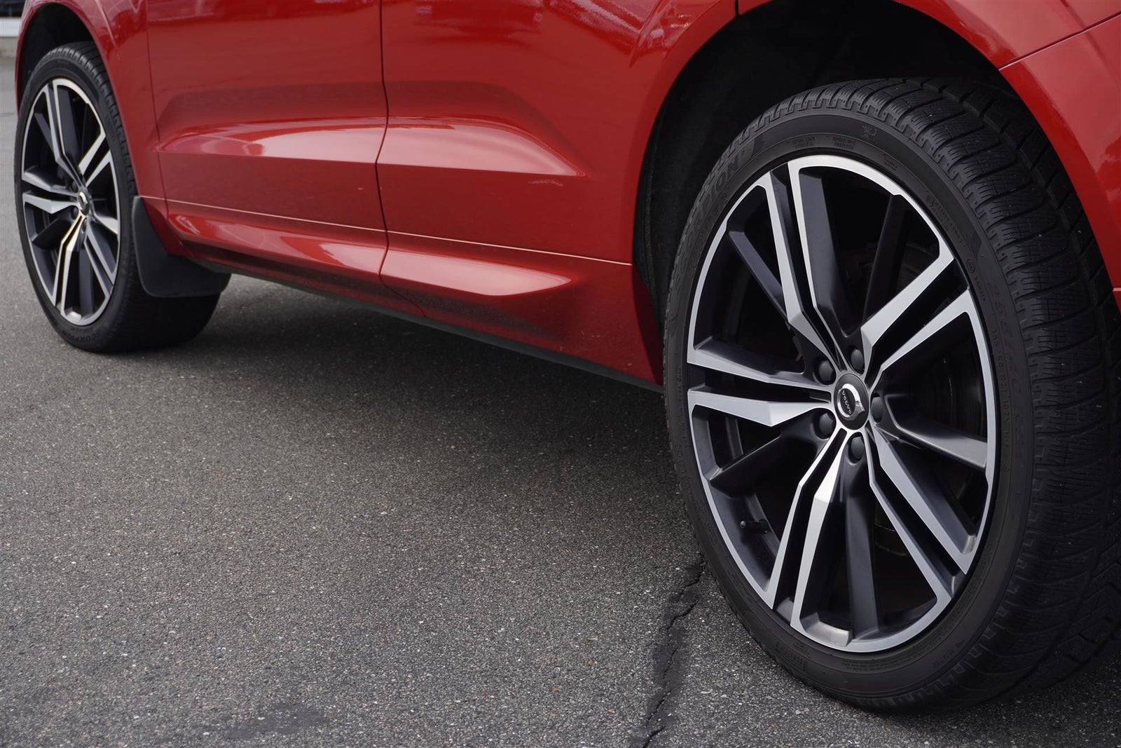 flexleasing-volvo-xc60-20-t8-407-r-design-aut-awd-5d-findleasing
