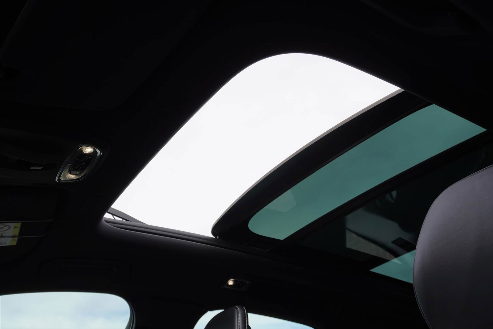 flexleasing-volvo-xc60-20-t8-407-r-design-aut-awd-5d-findleasing