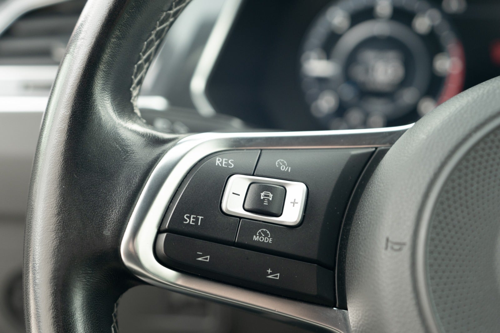 flexleasing-vw-tiguan-20-tdi-150-highline-dsg-5d-findleasing