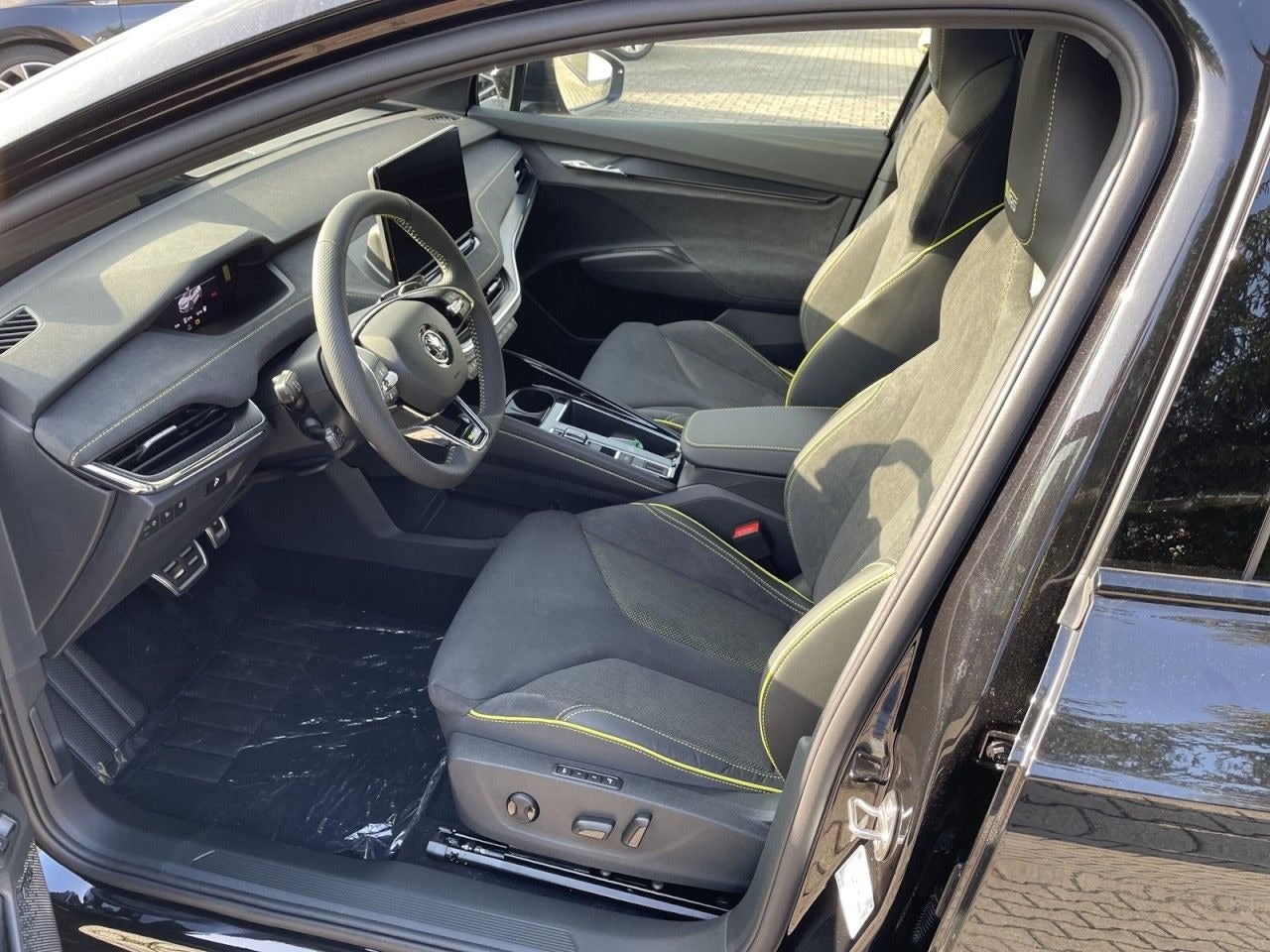 flexleasing-skoda-enyaq-iv-rs-coupe-5d-findleasing