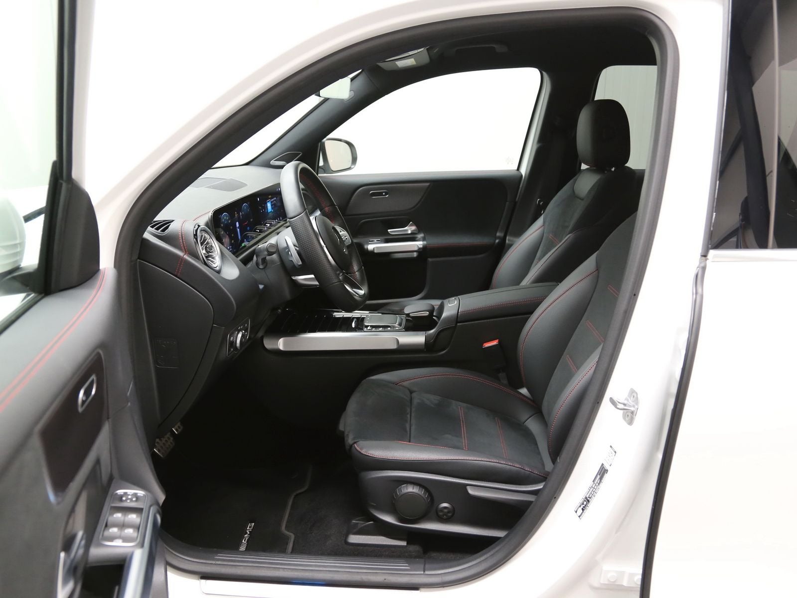 flexleasing-mercedes-eqb300-amg-line-4matic-7prs-5d-findleasing