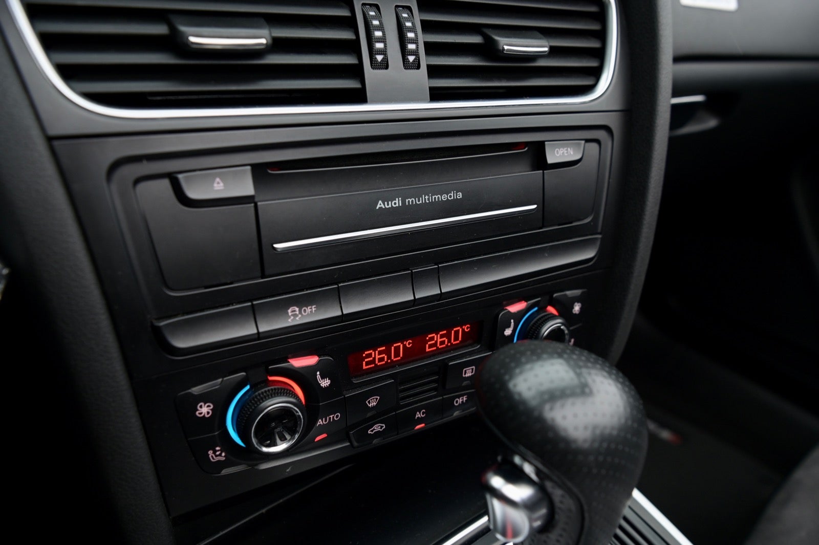 flexleasing-audi-a5-30-tdi-240-cabriolet-quattro-s-tr-2d-findleasing