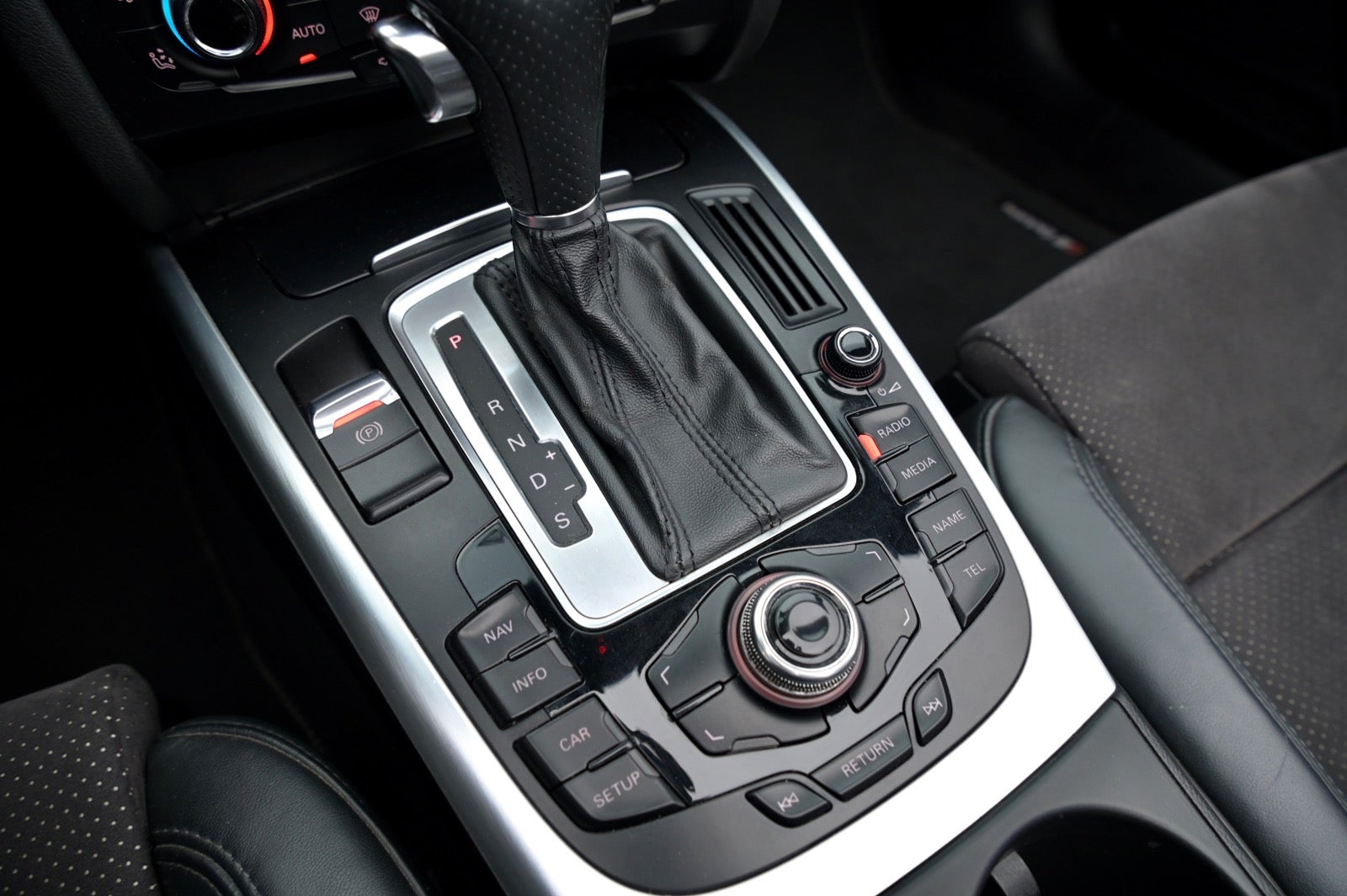 flexleasing-audi-a5-30-tdi-240-cabriolet-quattro-s-tr-2d-findleasing