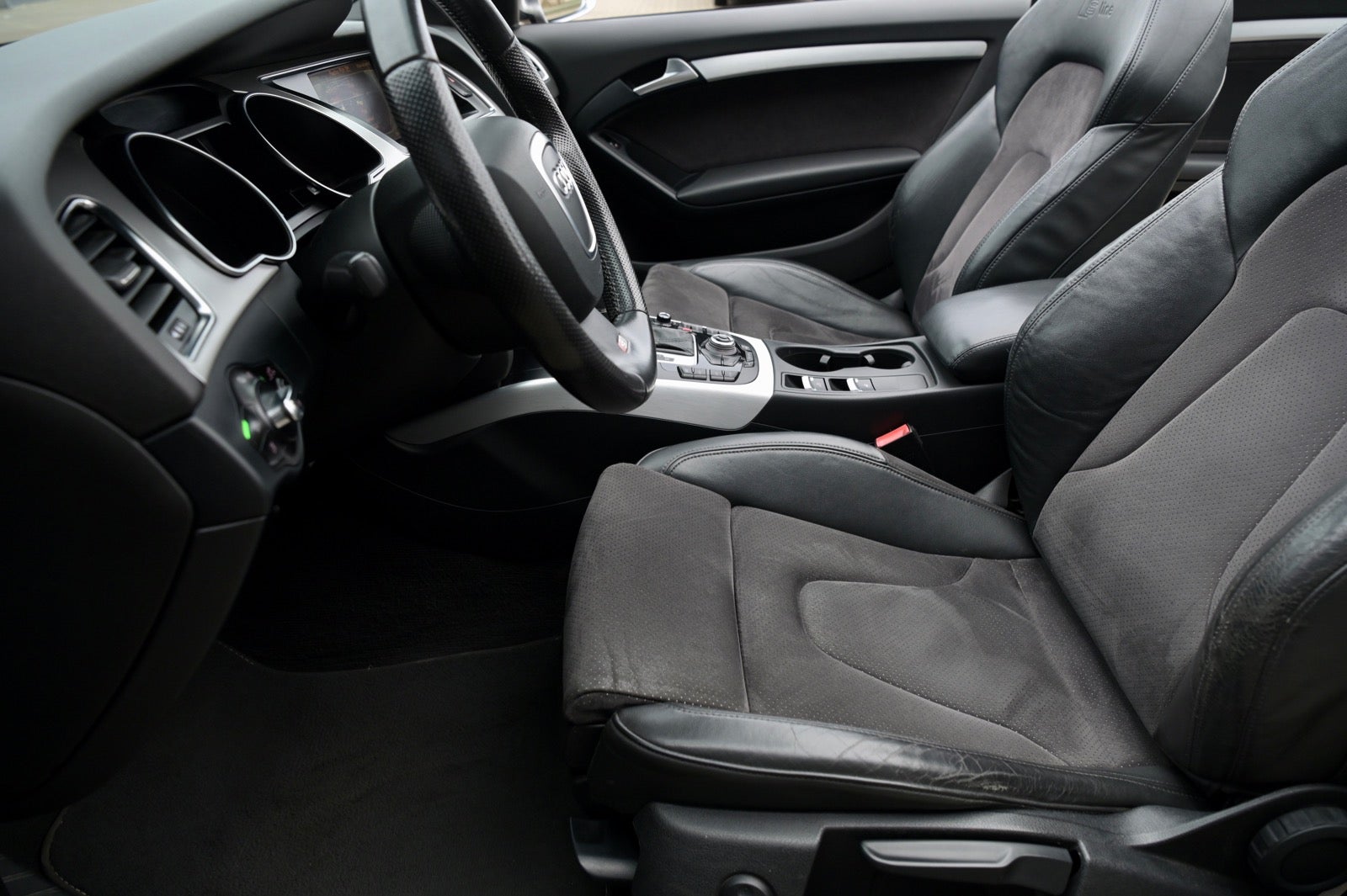 flexleasing-audi-a5-30-tdi-240-cabriolet-quattro-s-tr-2d-findleasing