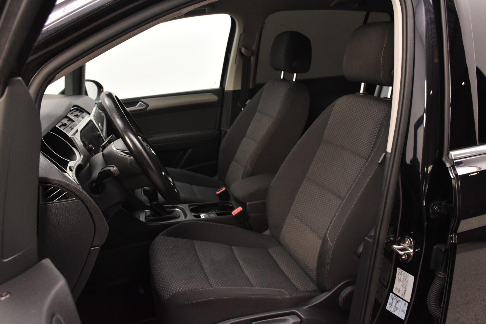 flexleasing-vw-touran-20-tdi-150-comfortline-dsg-van-5d-findleasing