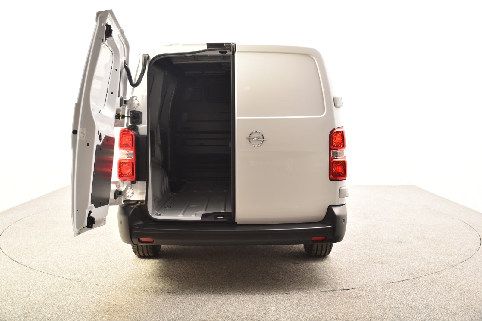 flexleasing-opel-vivaro-e-75-enjoy-l3-findleasing