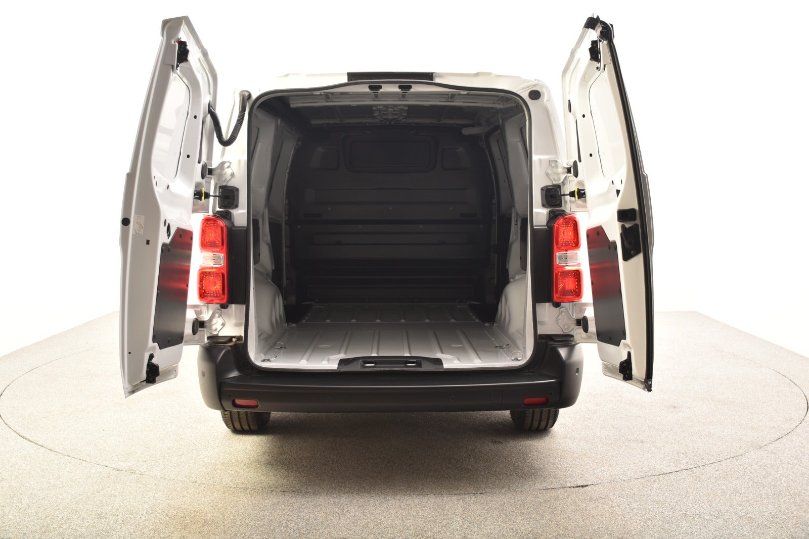 flexleasing-opel-vivaro-e-75-enjoy-l3-findleasing