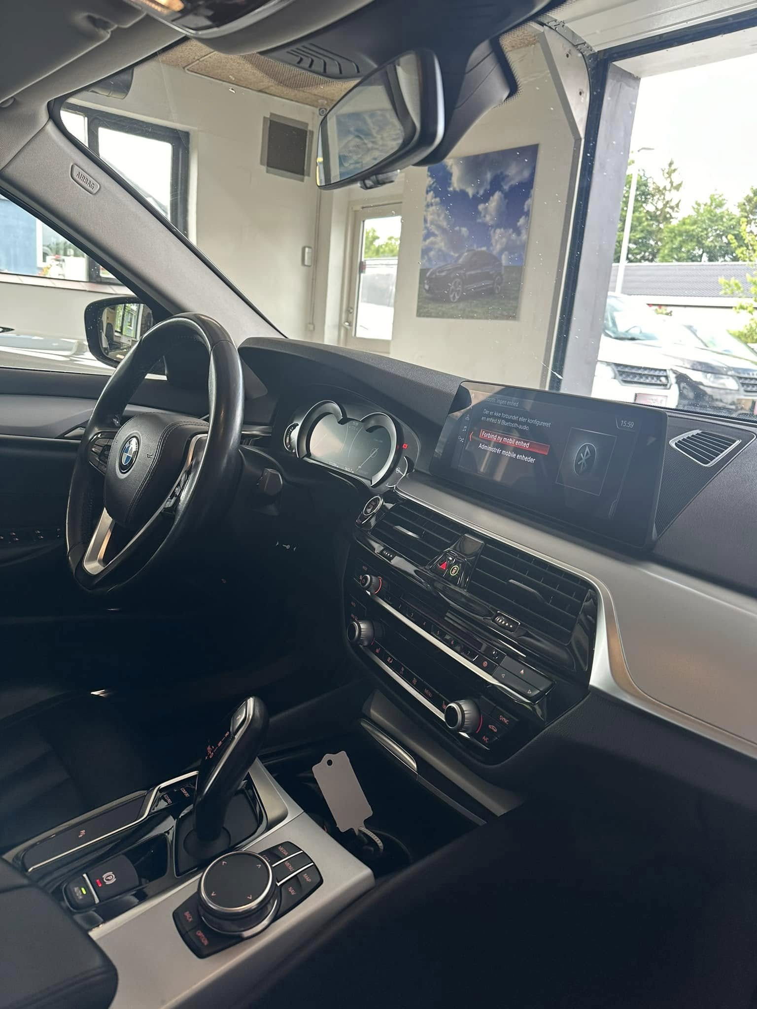 flexleasing-bmw-520i-184-hk-steptronic-sedan-findleasing