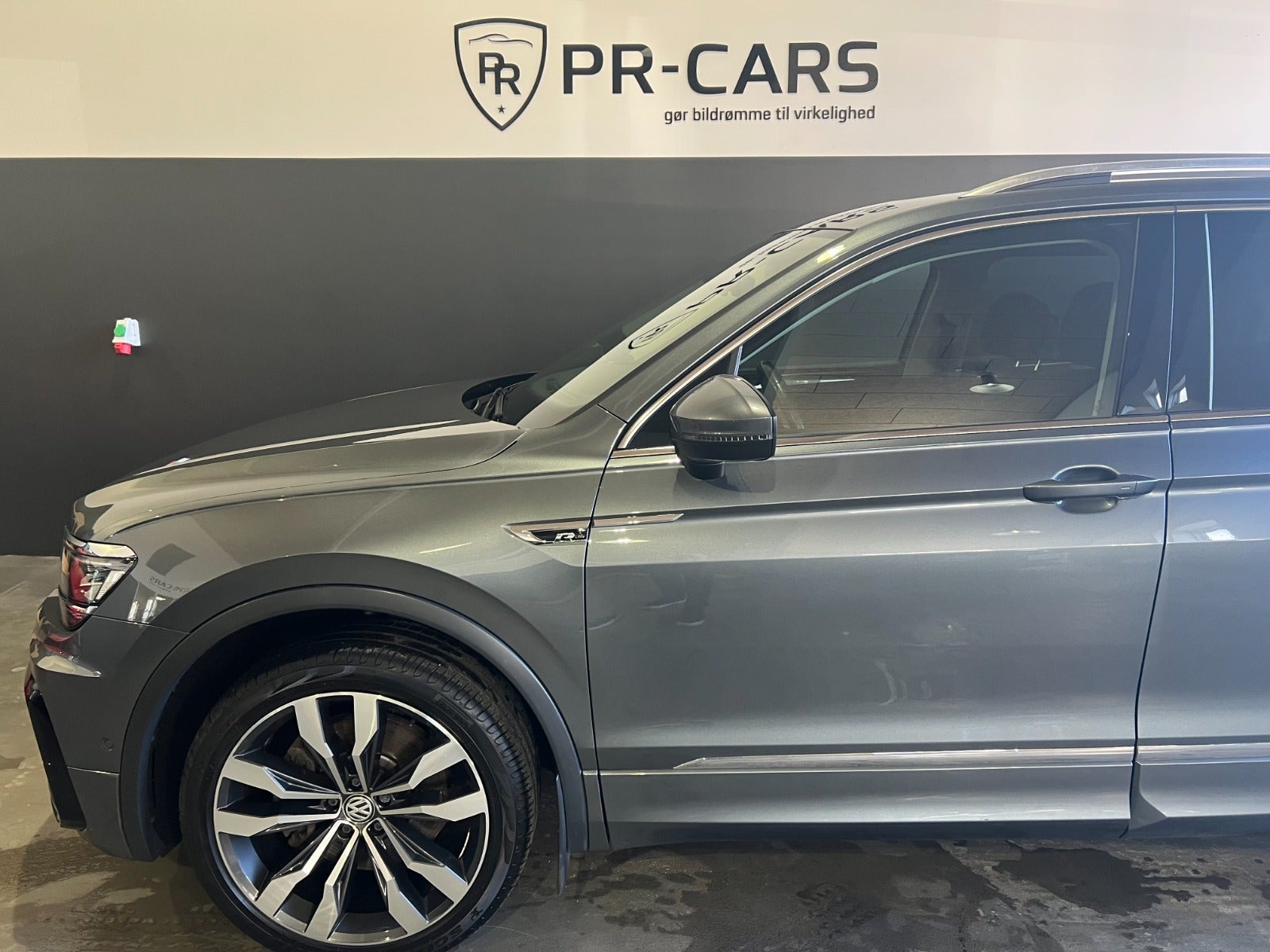 flexleasing-vw-tiguan-20-tdi-190-r-line-dsg-4motion-5d-findleasing