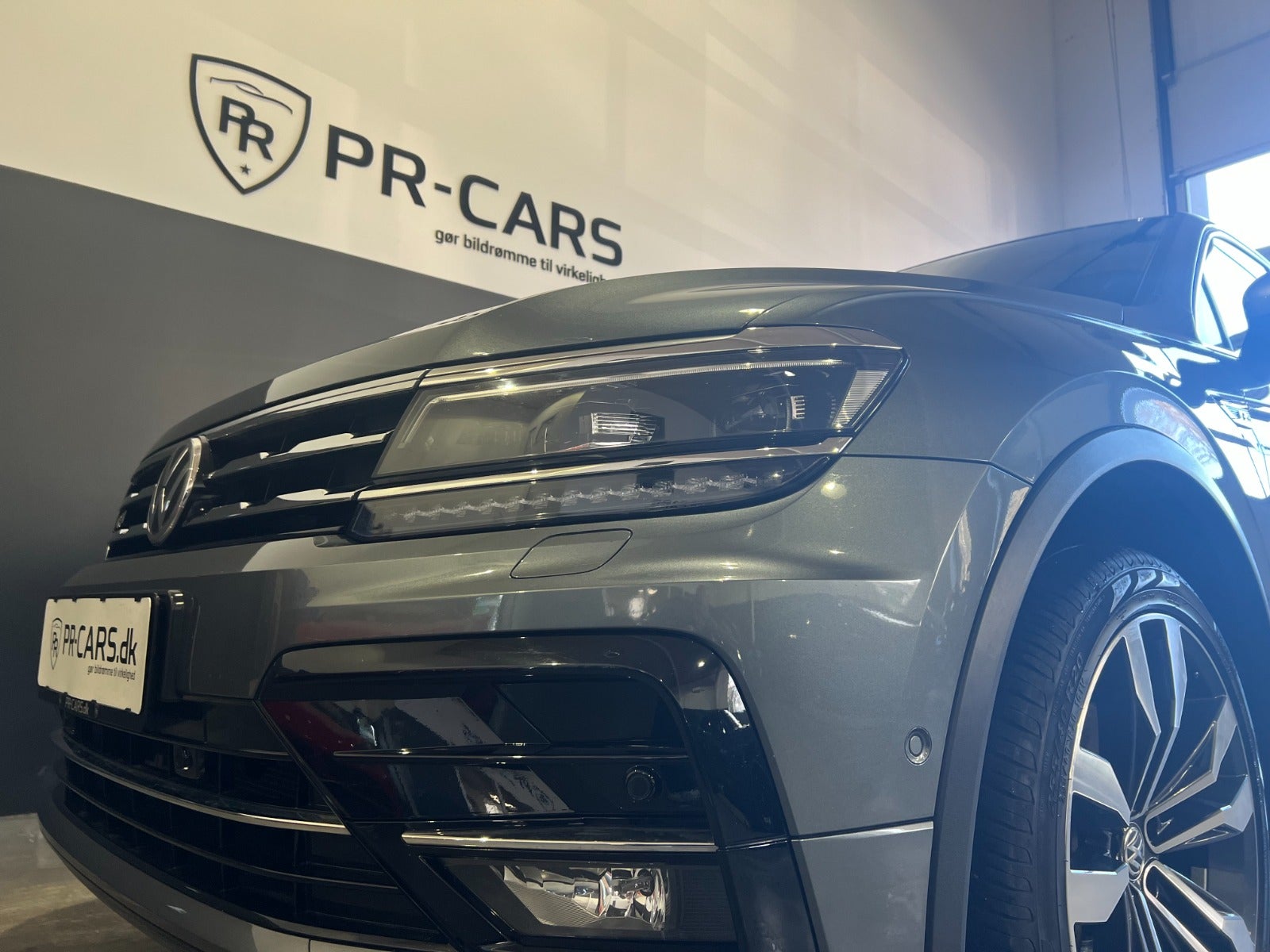 flexleasing-vw-tiguan-20-tdi-190-r-line-dsg-4motion-5d-findleasing