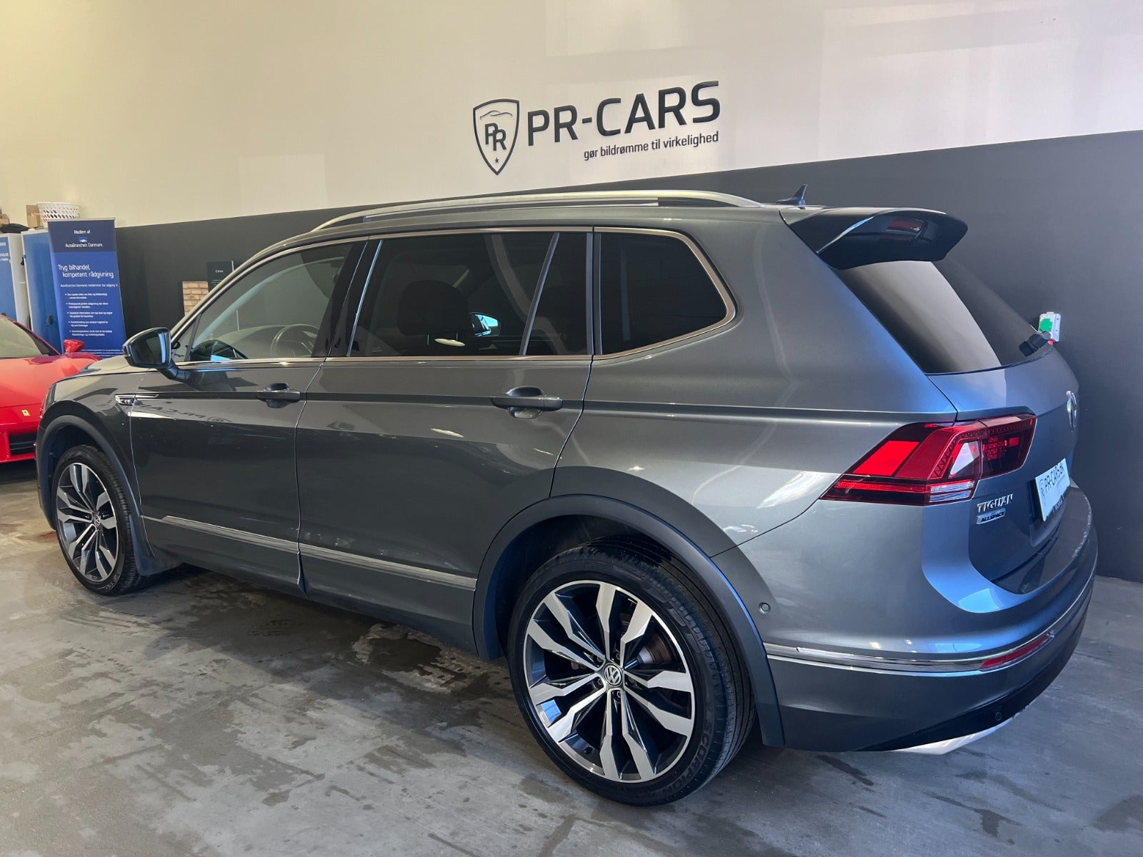 flexleasing-vw-tiguan-20-tdi-190-r-line-dsg-4motion-5d-findleasing