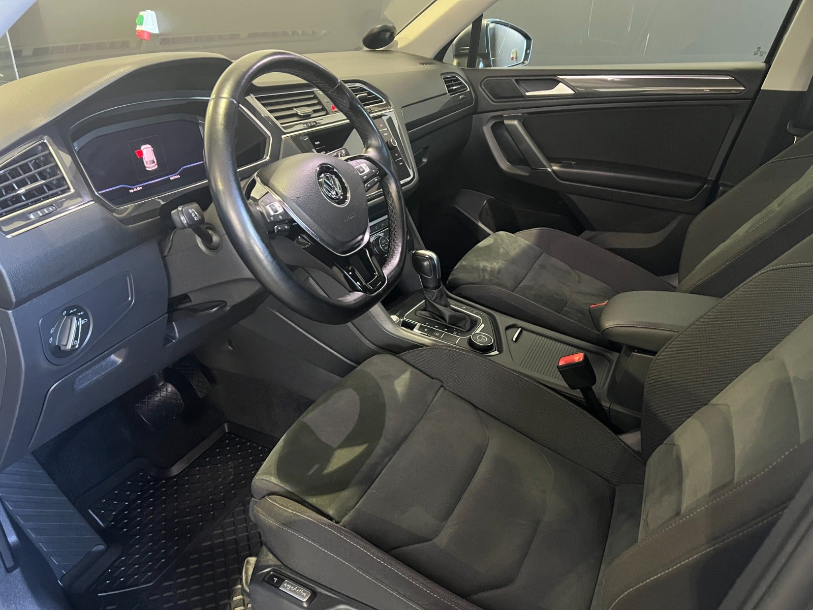 flexleasing-vw-tiguan-20-tdi-190-r-line-dsg-4motion-5d-findleasing