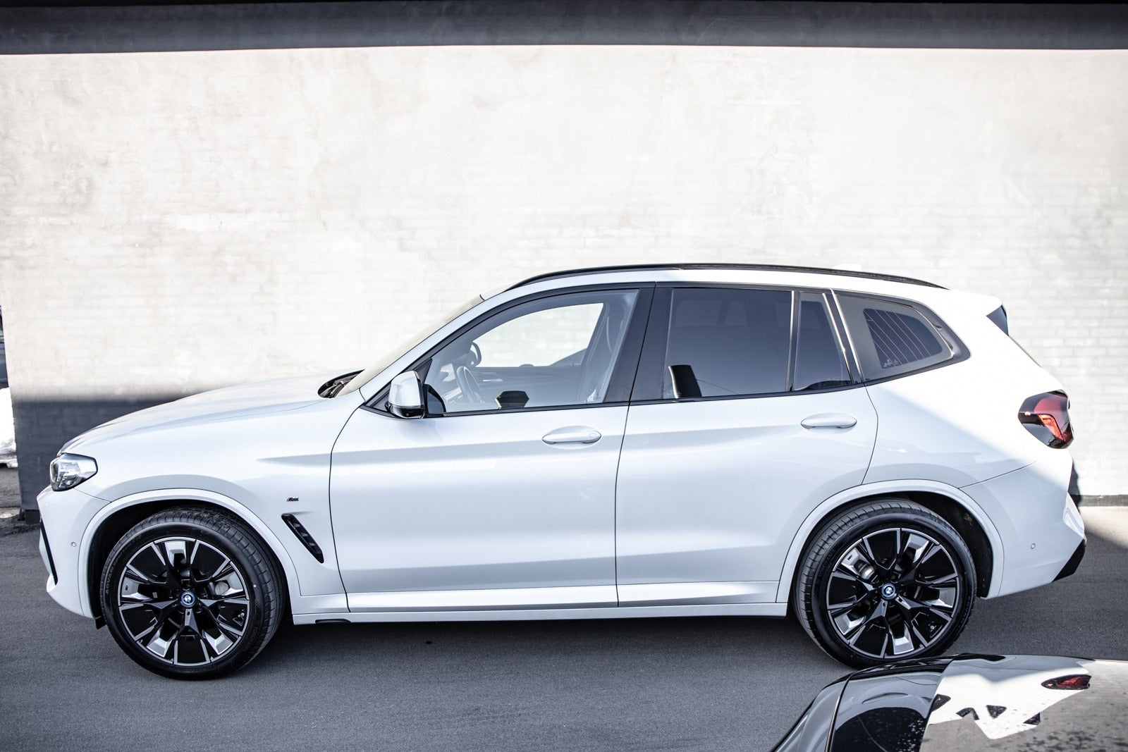 flexleasing-bmw-ix3-charged-plus-m-sport-5d-findleasing