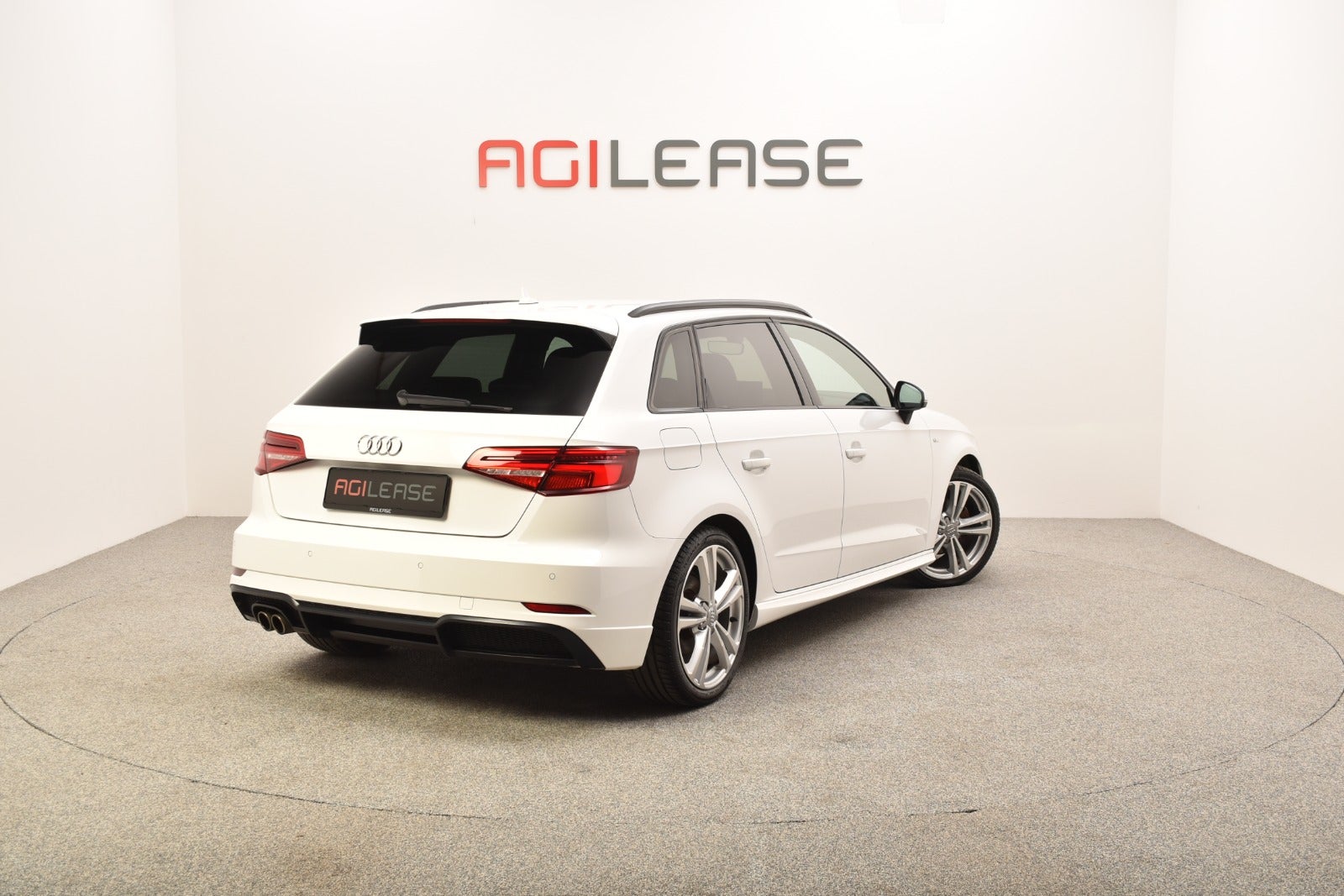 flexleasing-audi-a3-15-tfsi-150-s-line-sportback-s-tr-5d-findleasing