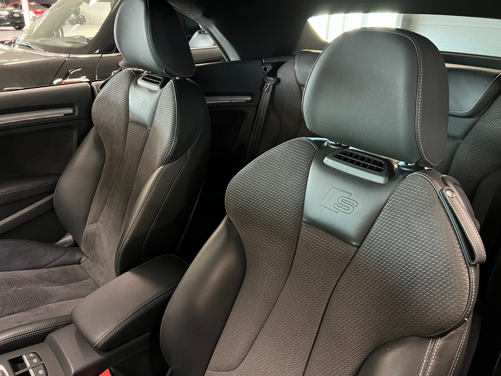 flexleasing-audi-a3-40-tfsi-sport-cabriolet-quattro-s-tr-2d-findleasing