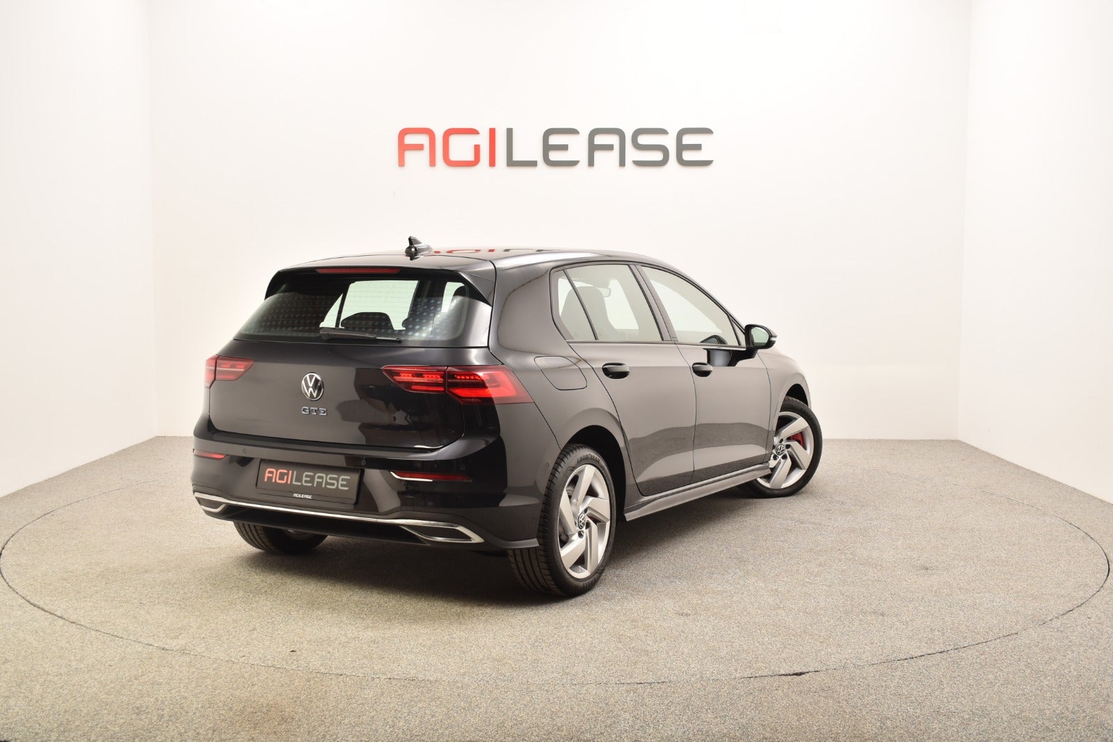 flexleasing-vw-golf-viii-14-gte-dsg-5d-findleasing