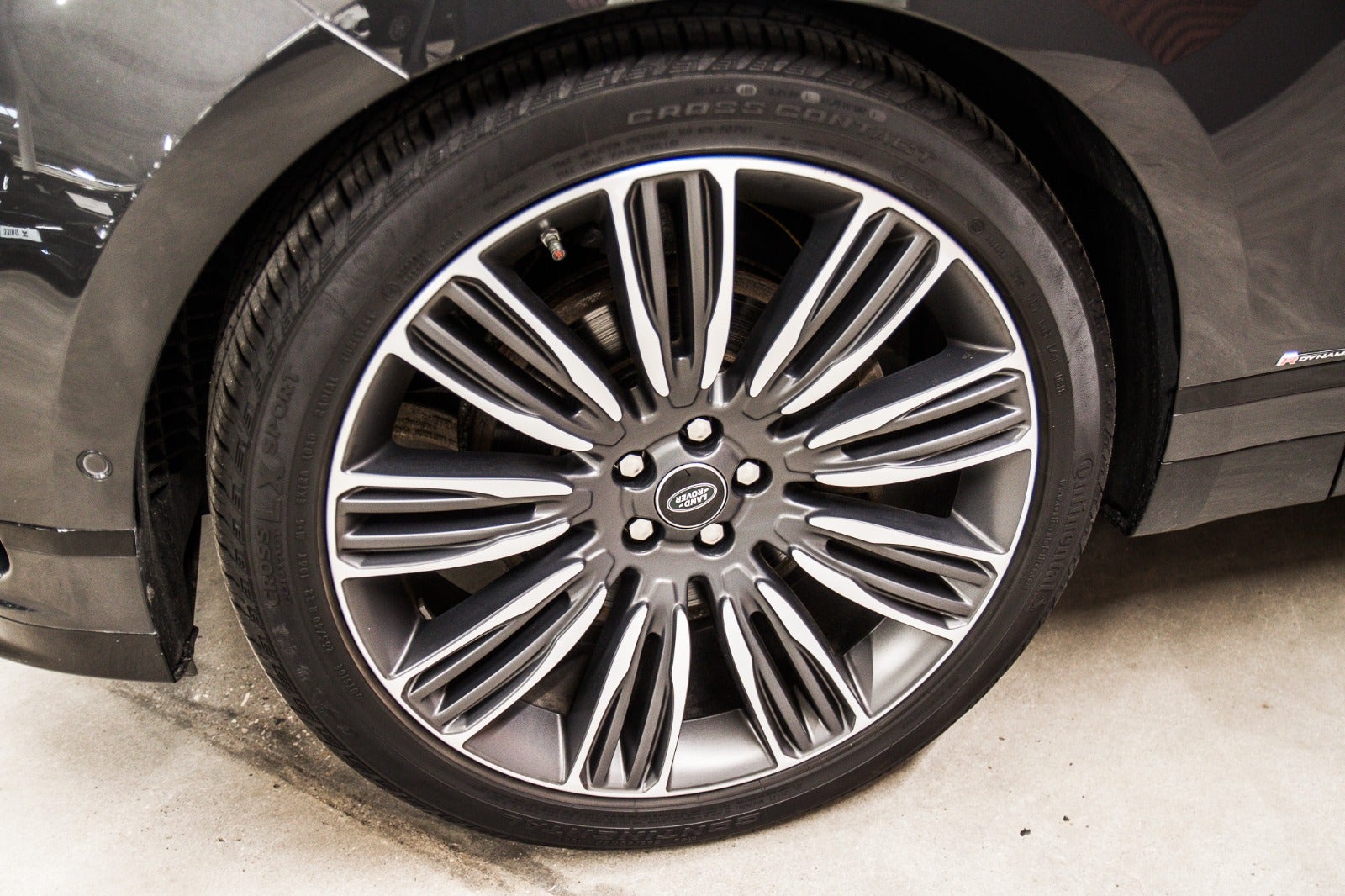 flexleasing-land-rover-range-rover-velar-30-p380-r-dynamic-hse-aut-van-5d-findleasing