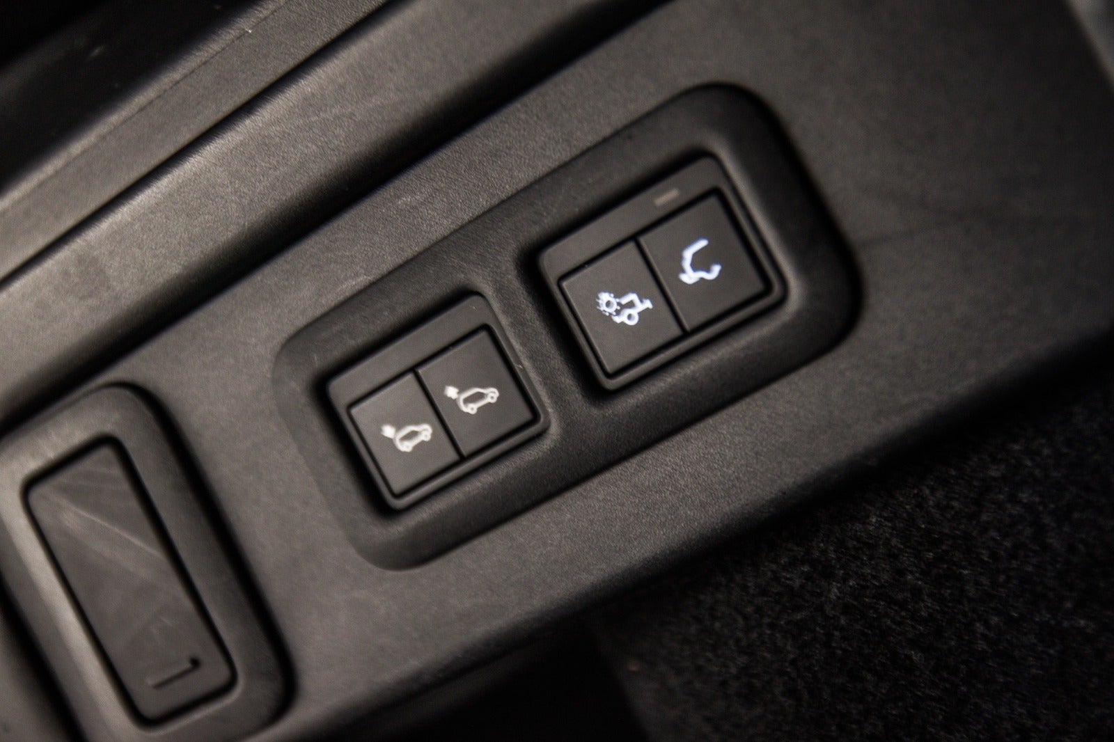 flexleasing-land-rover-range-rover-velar-30-p380-r-dynamic-hse-aut-van-5d-findleasing