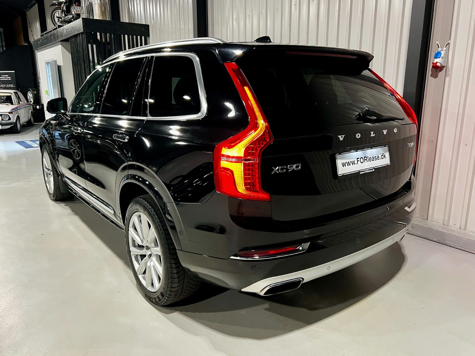 flexleasing-volvo-xc90-20-t8-407-inscription-aut-awd-7prs-5d-findleasing