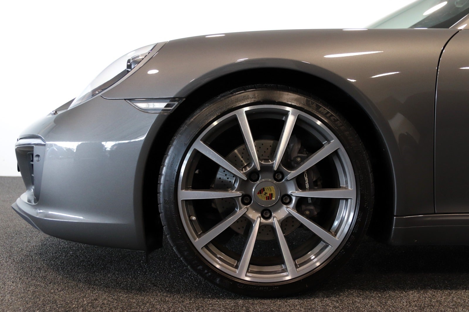 flexleasing-porsche-911-carrera-30-coupe-pdk-2d-findleasing