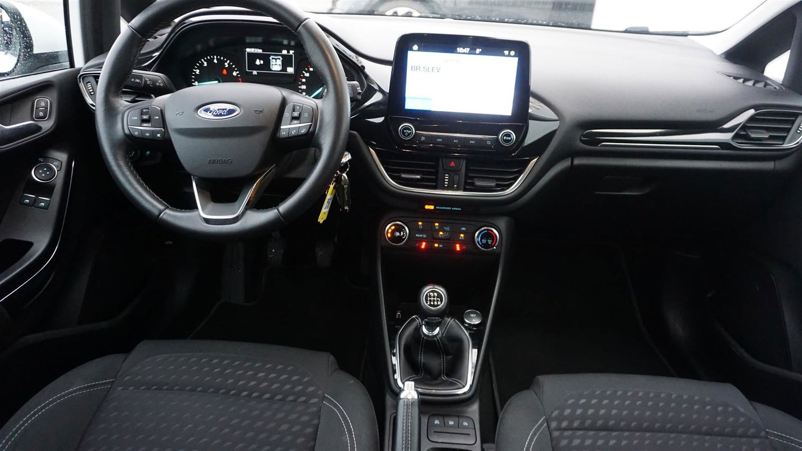 flexleasing-ford-fiesta-10-ecoboost-titanium-van-5d-findleasing