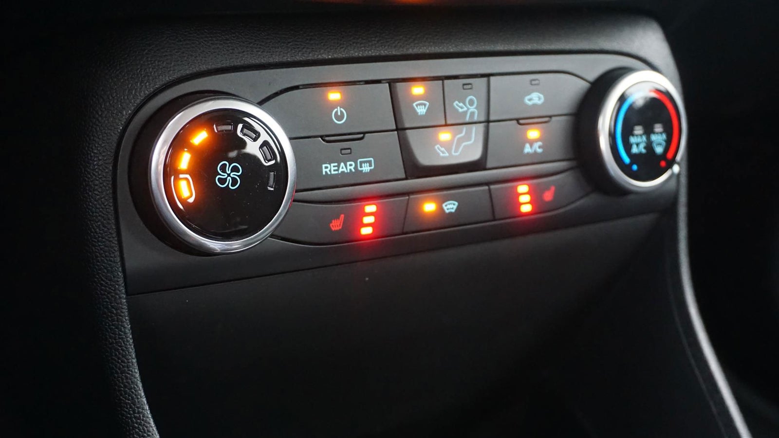 flexleasing-ford-fiesta-10-ecoboost-titanium-van-5d-findleasing