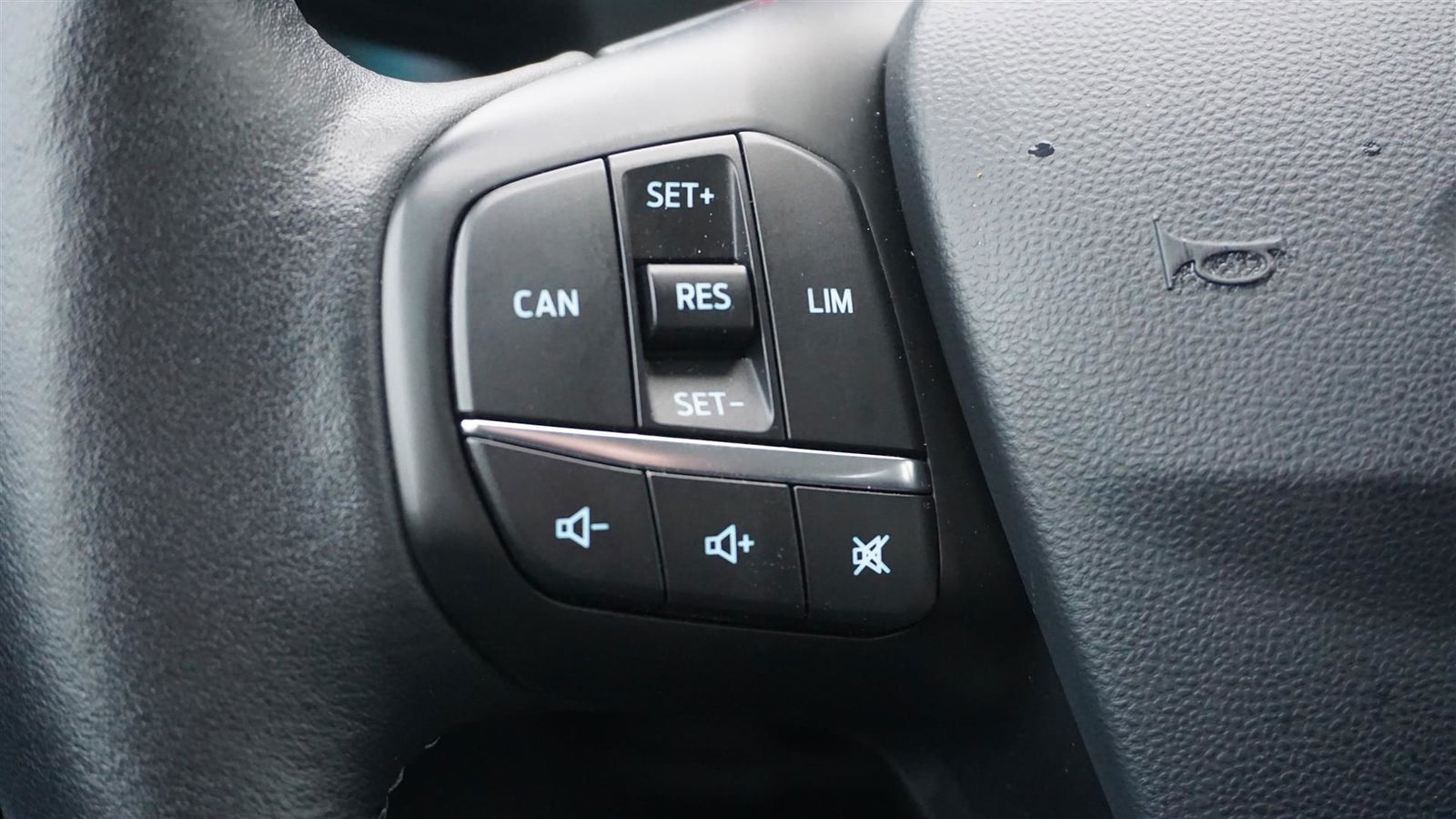 flexleasing-ford-fiesta-10-ecoboost-titanium-van-5d-findleasing