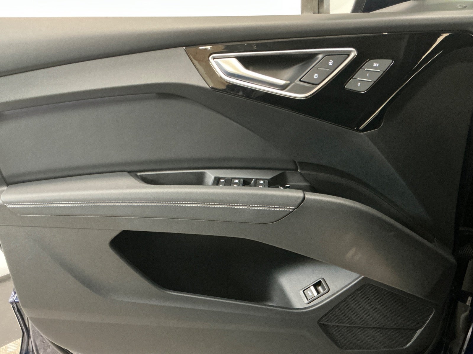 flexleasing-audi-q4-e-tron-50-s-line-quattro-5d-findleasing