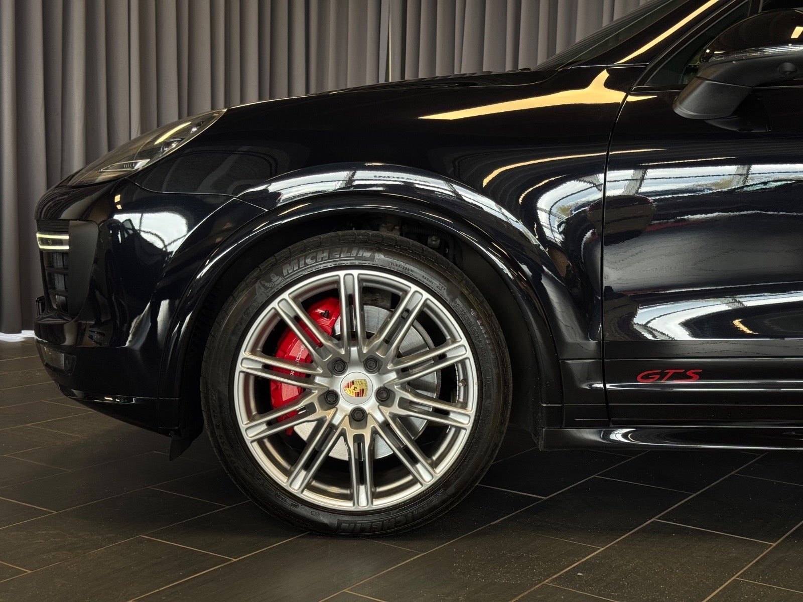 flexleasing-porsche-cayenne-gts-36-tiptr-5d-findleasing