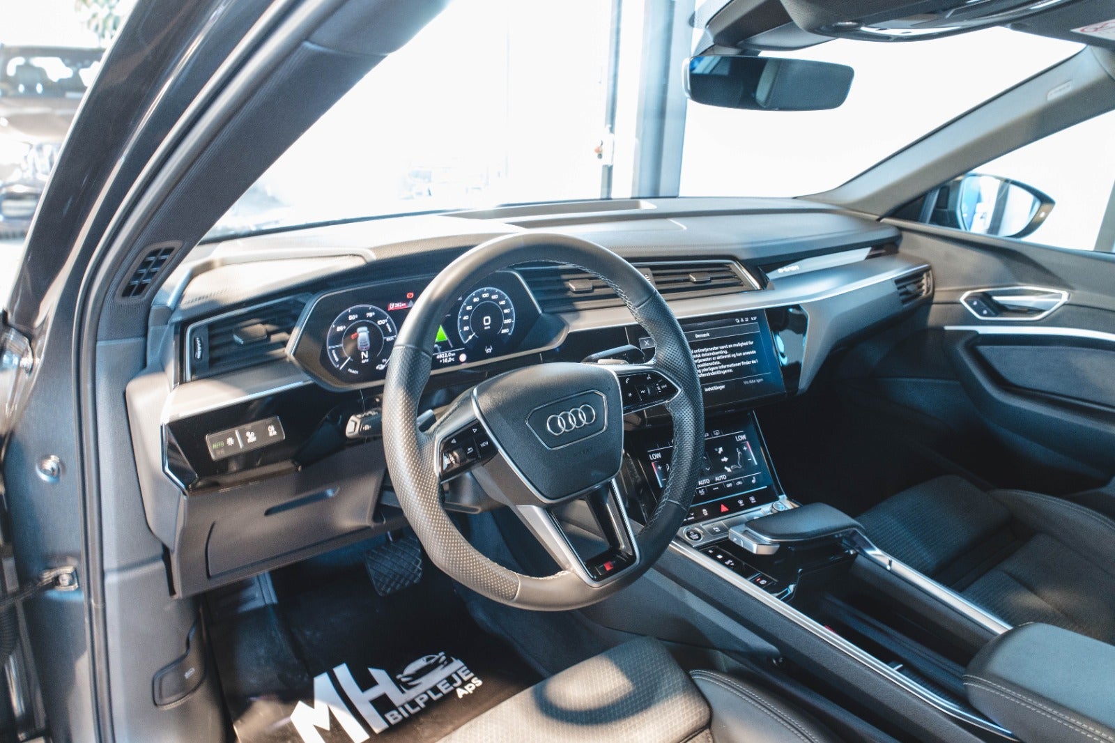 flexleasing-audi-e-tron-55-s-line-quattro-5d-findleasing