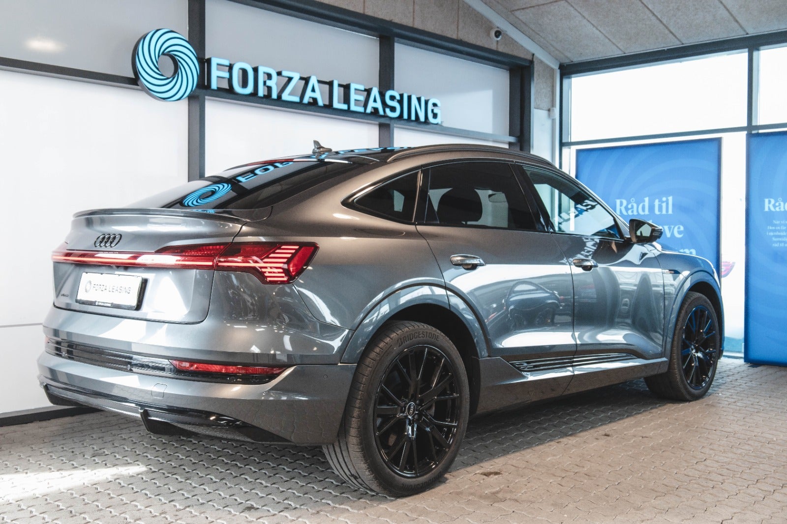 flexleasing-audi-e-tron-55-s-line-quattro-5d-findleasing