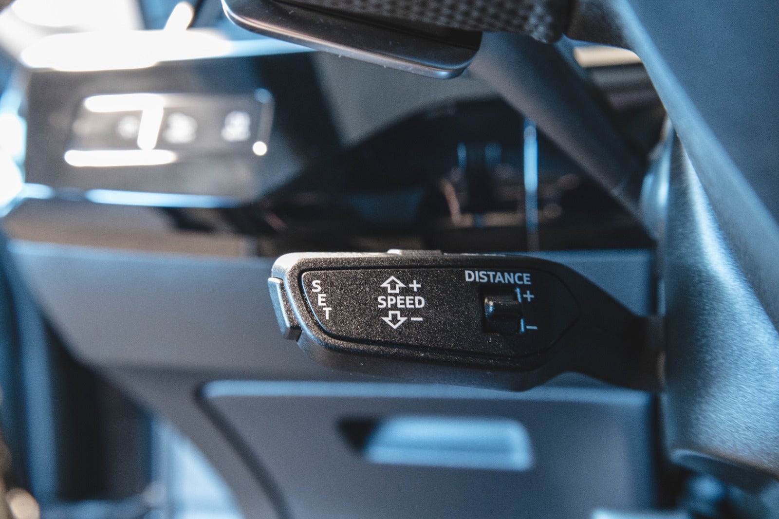 flexleasing-audi-e-tron-55-s-line-quattro-5d-findleasing