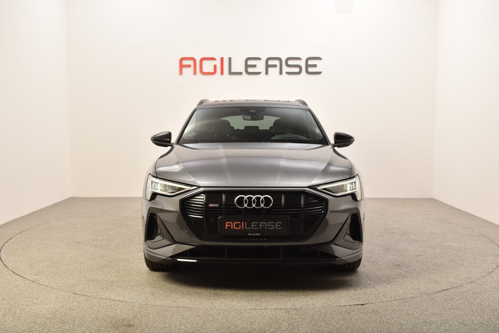 flexleasing-audi-e-tron-55-s-line-quattro-5d-findleasing
