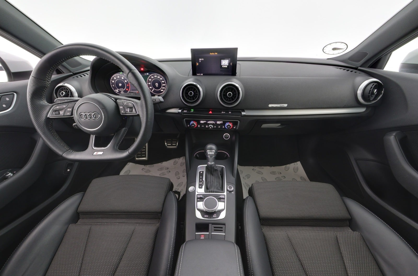 flexleasing-audi-a3-14-e-tron-s-line-sportback-s-tr-5d-findleasing