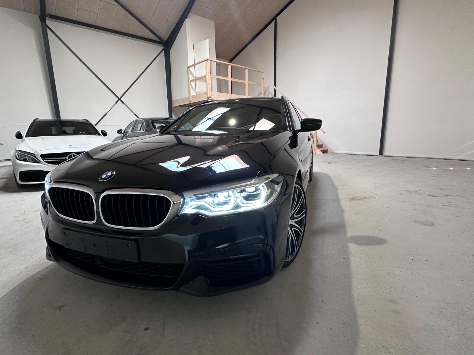 flexleasing-bmw-530d-30-touring-m-sport-xdrive-aut-5d-findleasing