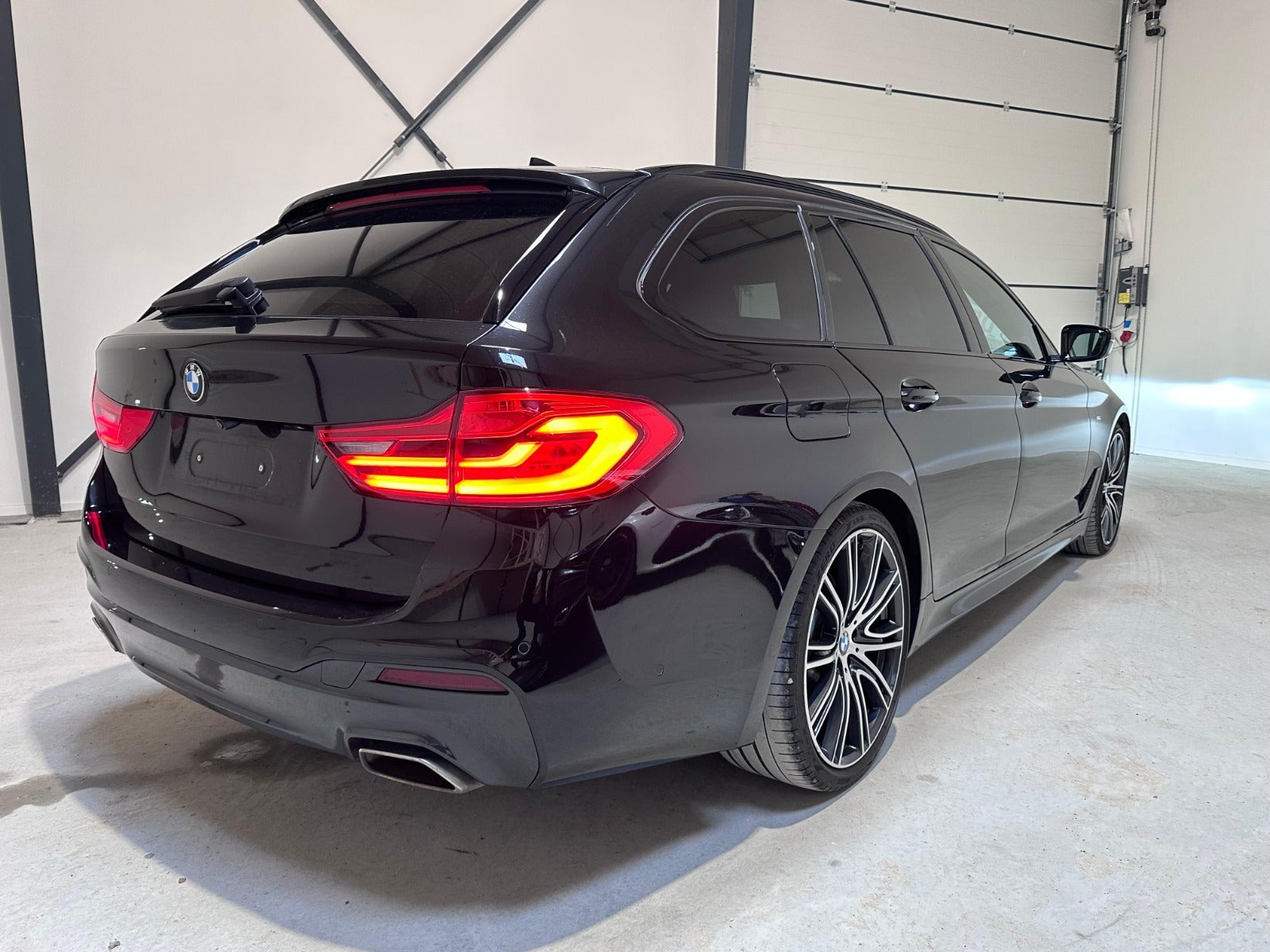 flexleasing-bmw-530d-30-touring-m-sport-xdrive-aut-5d-findleasing